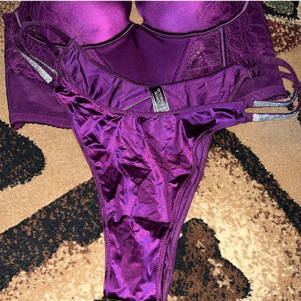 Victoria secret very sexy push up 34D with Panties xl